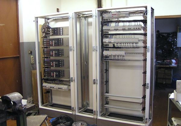 Cabine BT: dalla progettazione alla manutenzione specifica